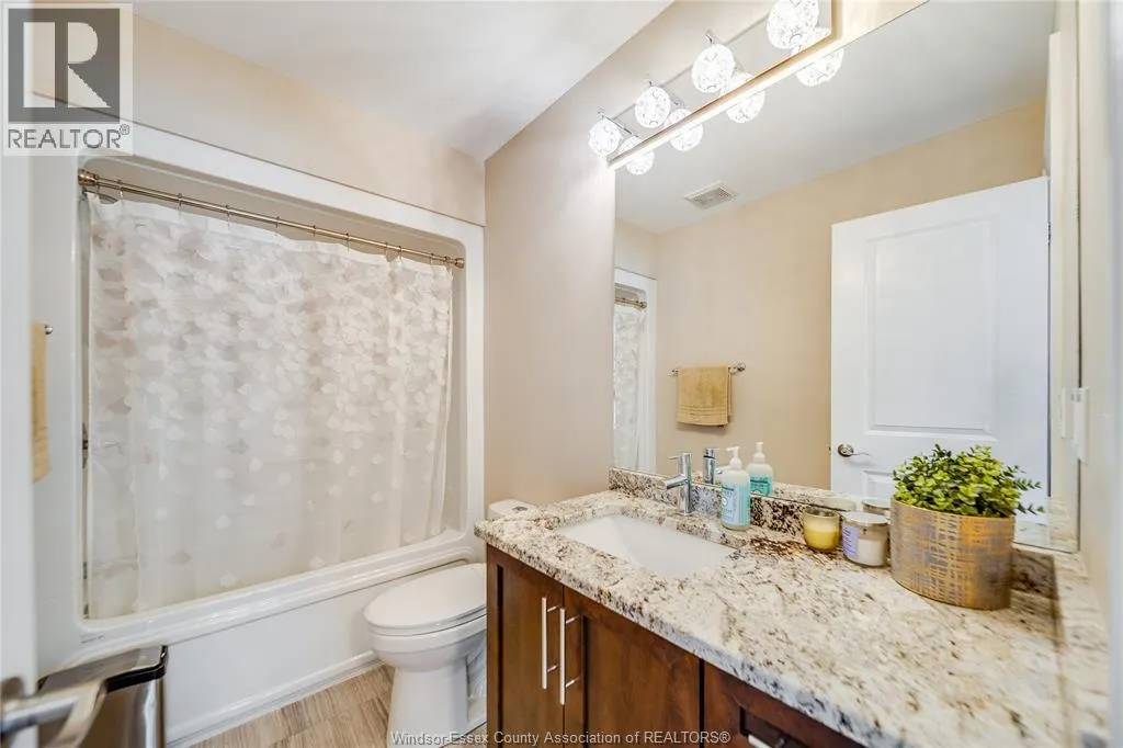 3072 TROUP CRESCENT