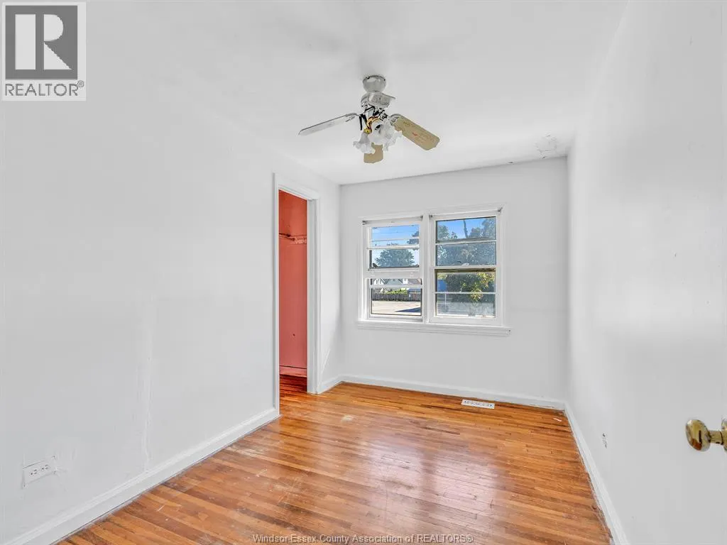 2290 TECUMSEH ROAD West