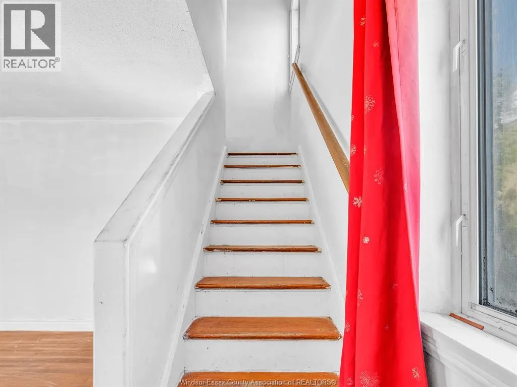 2290 TECUMSEH ROAD West