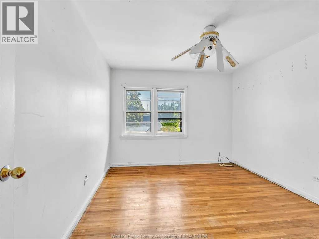 2290 TECUMSEH ROAD West
