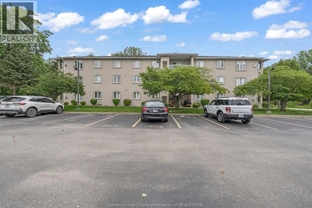 4850 GRAND BOULEVARD Unit# 306