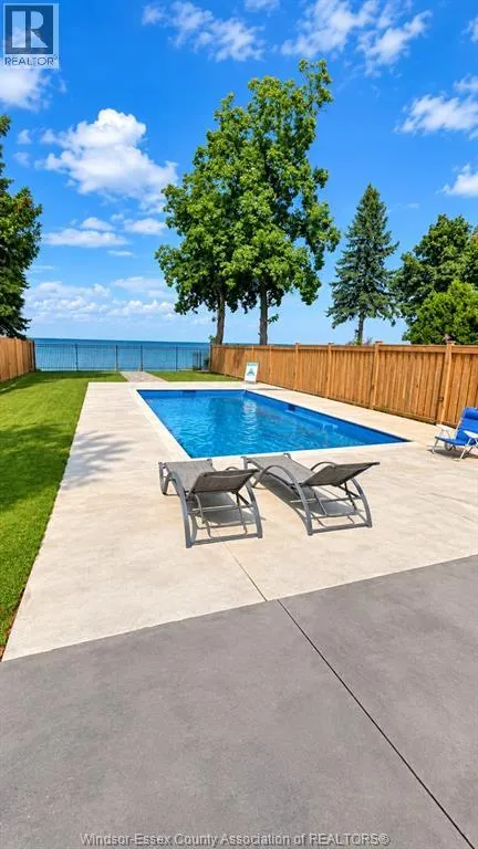 6 CAMPVIEW ROAD