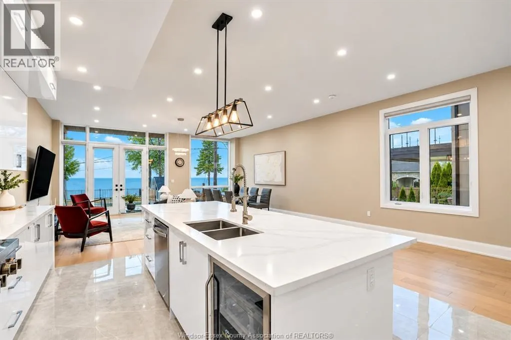 6 CAMPVIEW ROAD