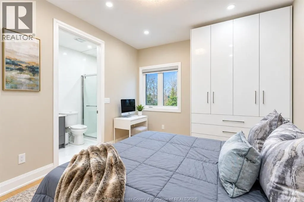 6 CAMPVIEW ROAD
