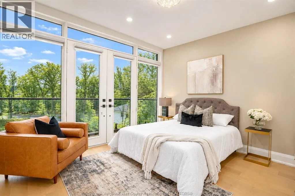 6 CAMPVIEW ROAD
