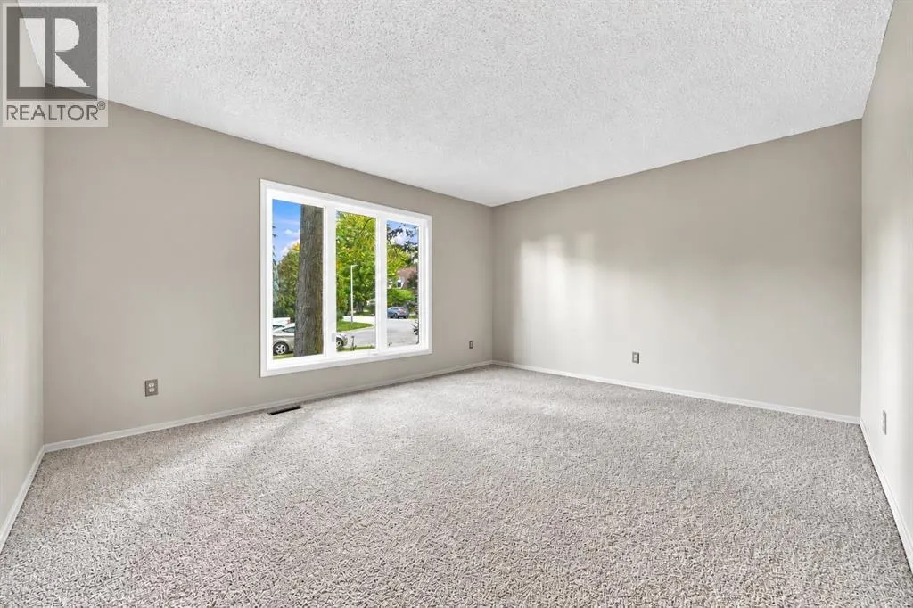 51 Maplestone AVENUE