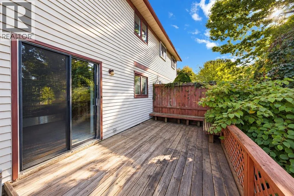 51 Maplestone AVENUE