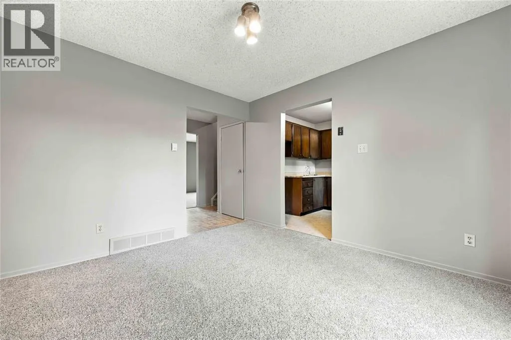 51 Maplestone AVENUE