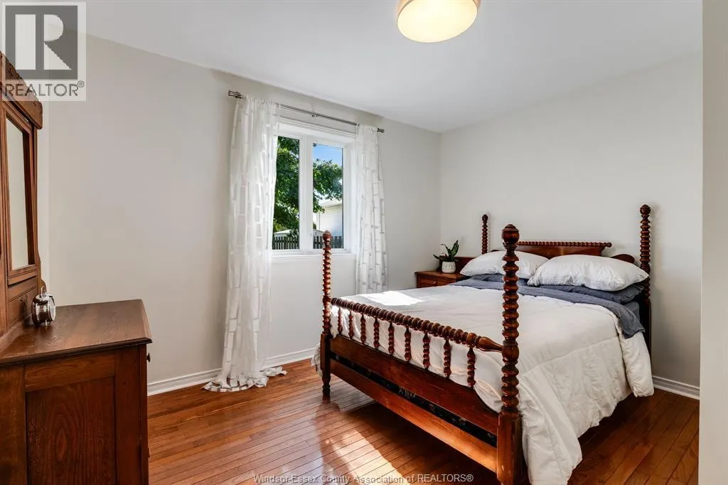 1615 St. Clair ROAD