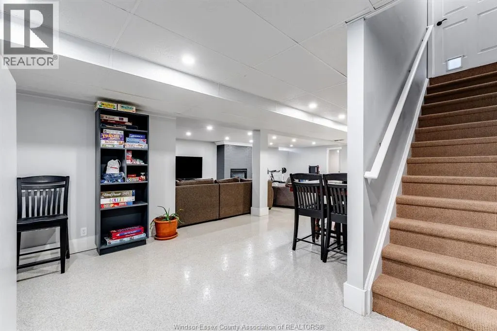 1615 St. Clair ROAD