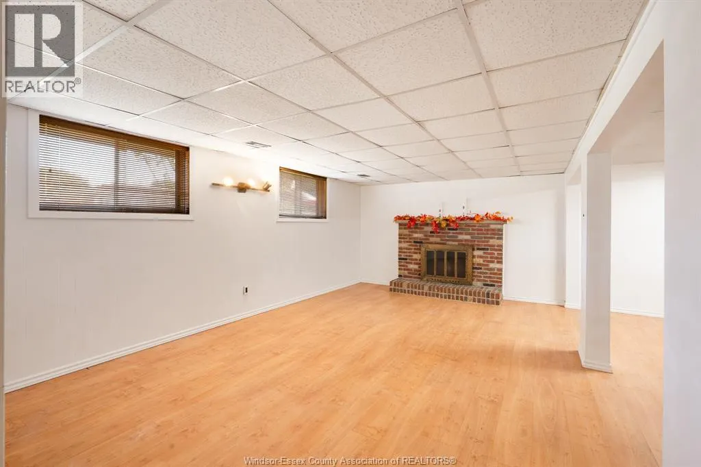 2505 LONGFELLOW