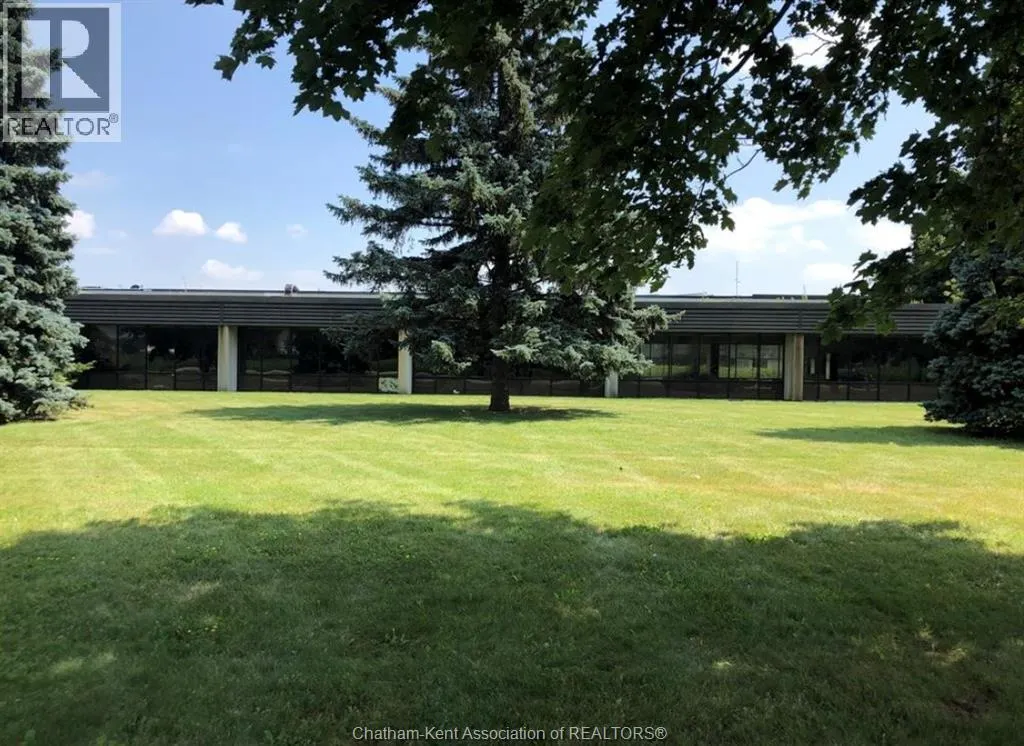 540 Park AVENUE East Unit# level 1 unit 1b