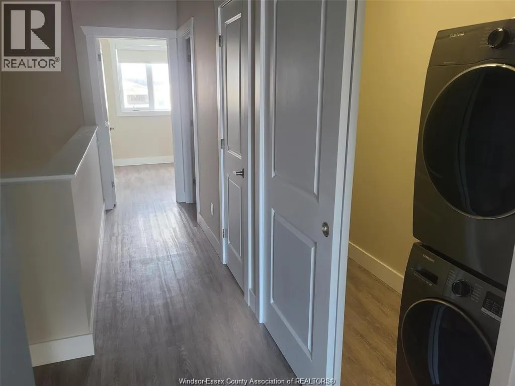 550 SANDISON STREET Unit# 15