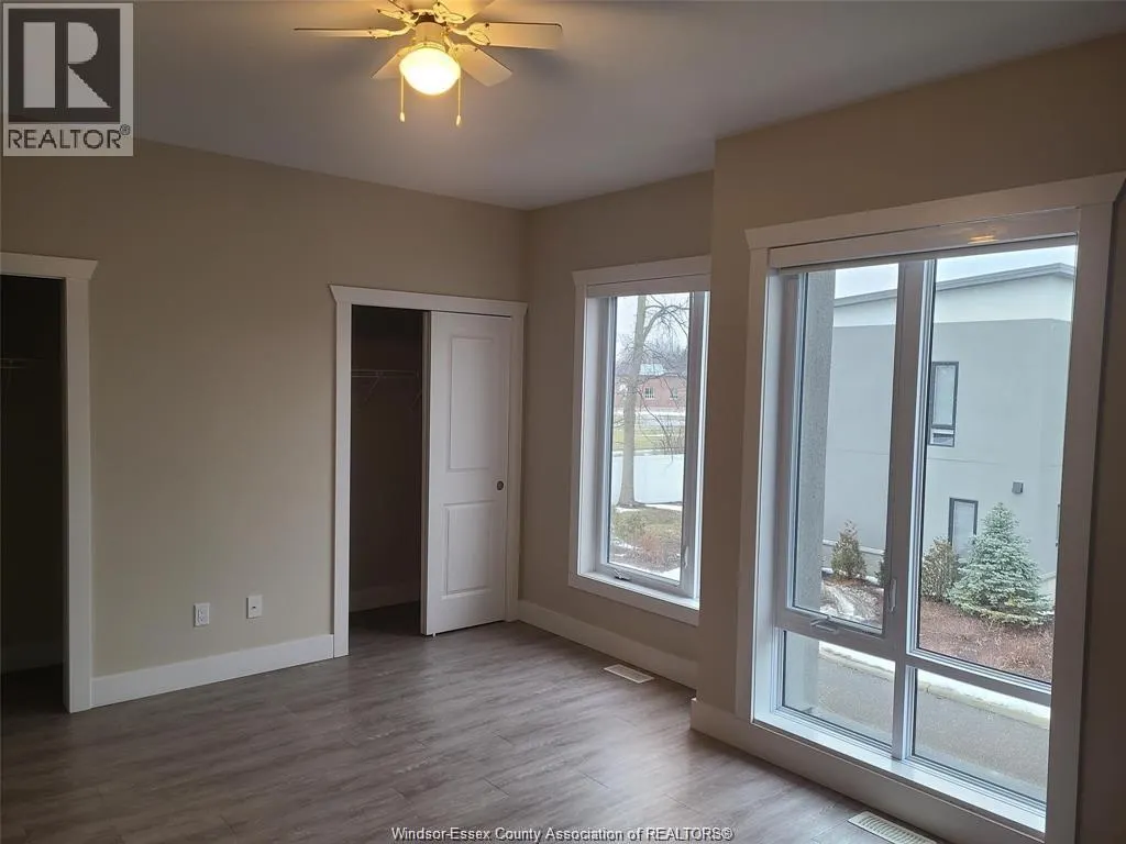 550 SANDISON STREET Unit# 15