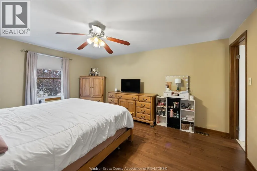 1316 CARRIAGE LANE