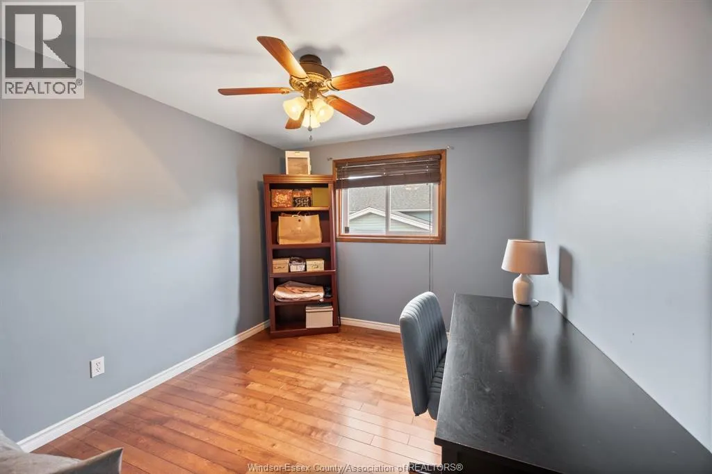 1316 CARRIAGE LANE