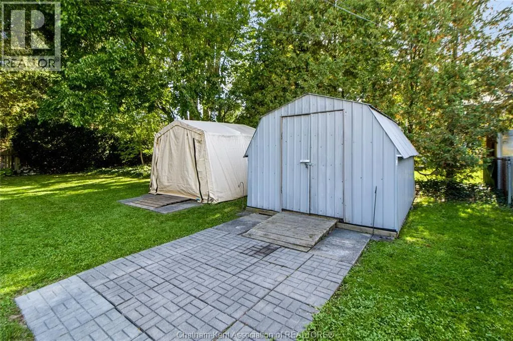 16 INDIAN CREEK ROAD West