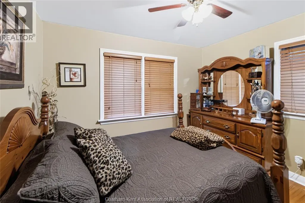 16 INDIAN CREEK ROAD West