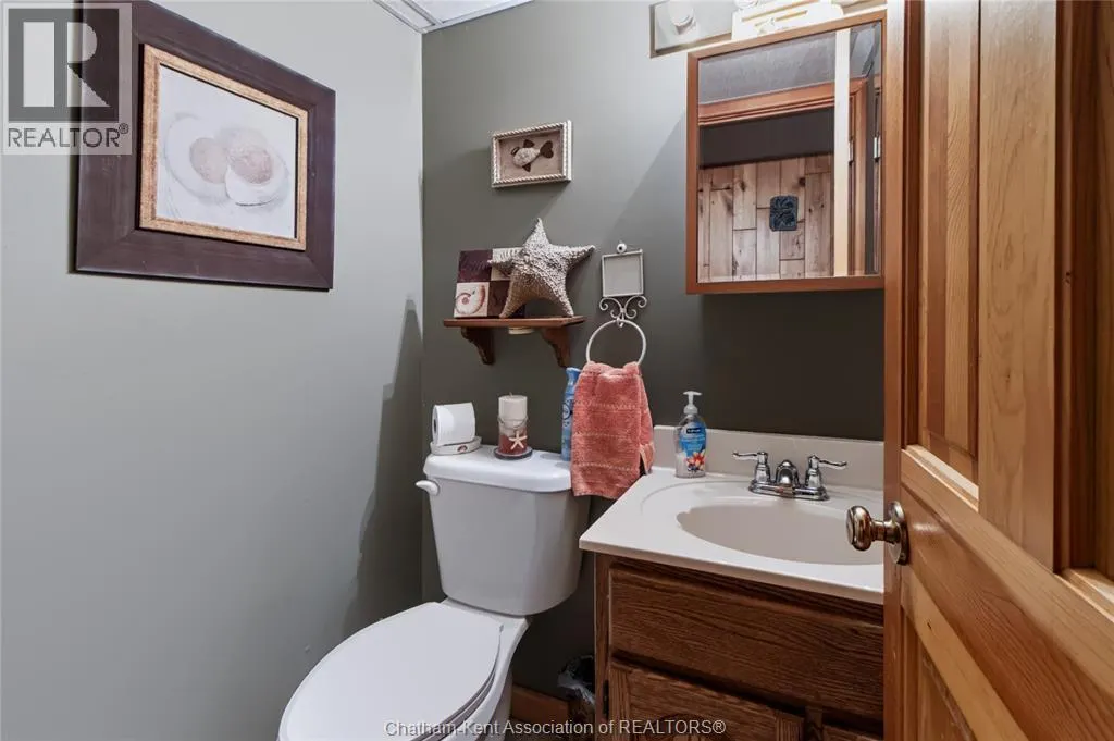 16 INDIAN CREEK ROAD West