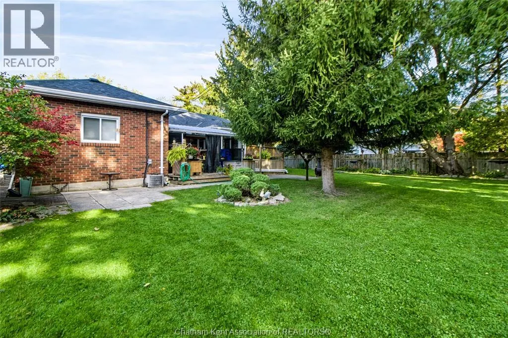 16 INDIAN CREEK ROAD West