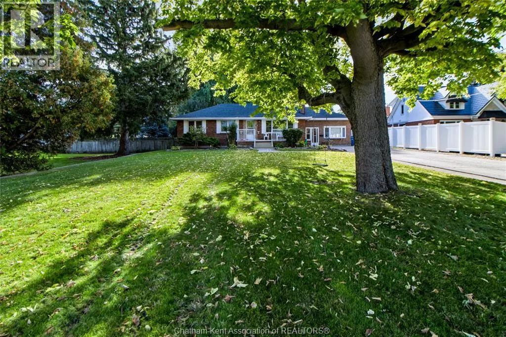 16 INDIAN CREEK ROAD West