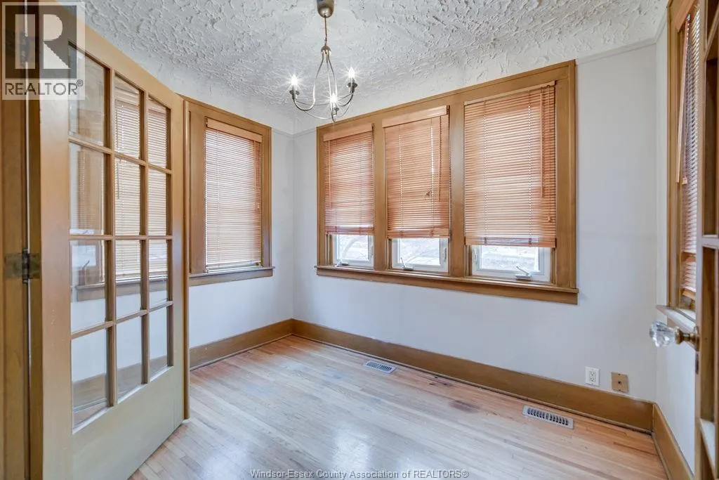 1346 PARENT AVENUE Unit# MAIN FLOOR