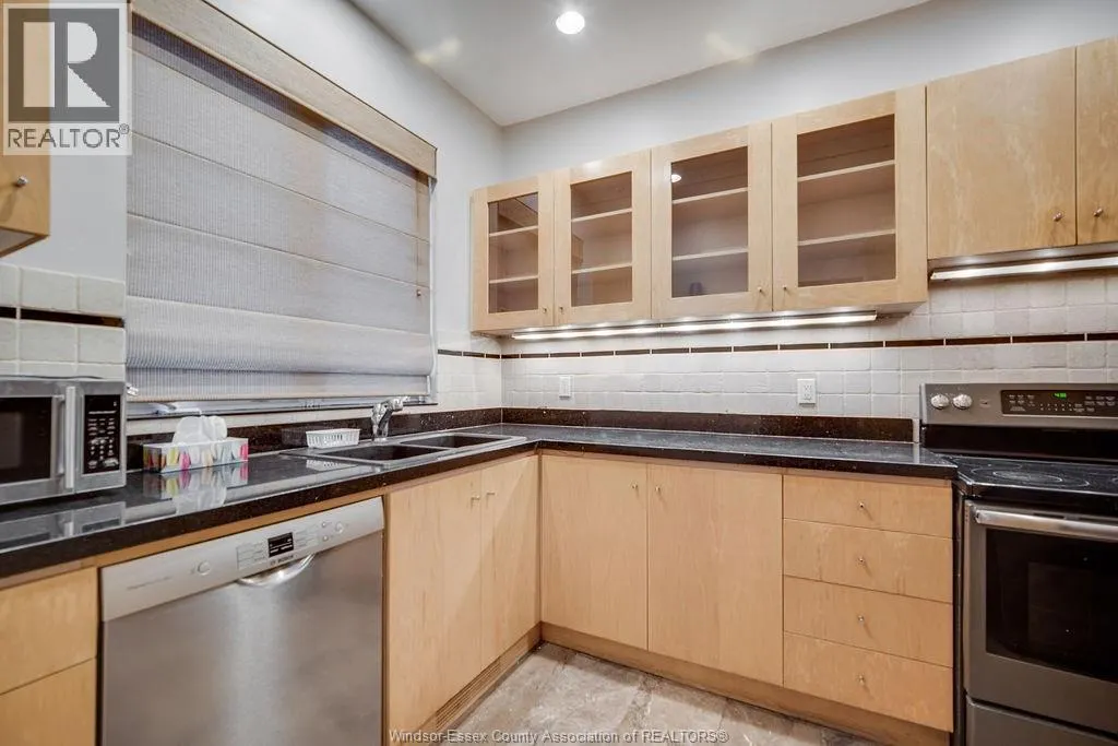 1346 PARENT AVENUE Unit# MAIN FLOOR