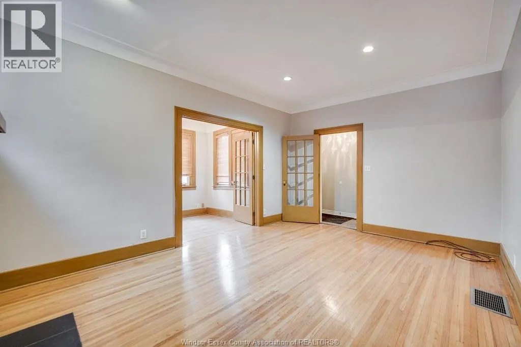 1346 PARENT AVENUE Unit# MAIN FLOOR