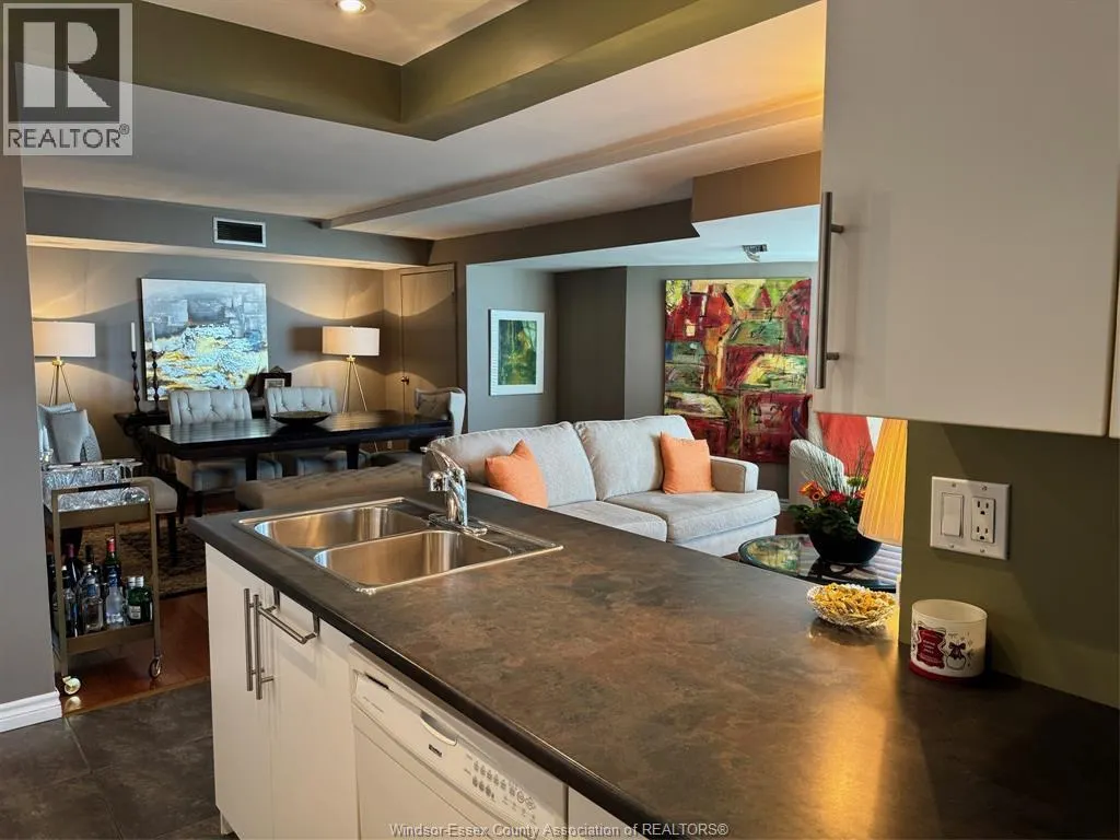 3601 RIVERSIDE DRIVE East Unit# 906