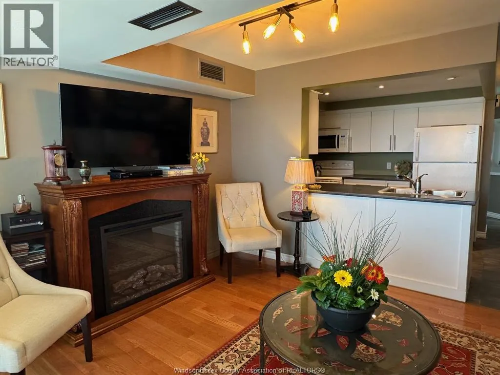 3601 RIVERSIDE DRIVE East Unit# 906