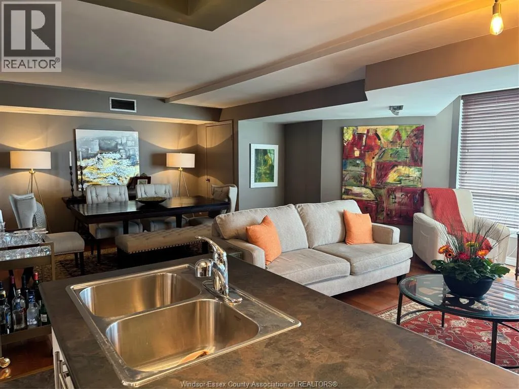 3601 RIVERSIDE DRIVE East Unit# 906