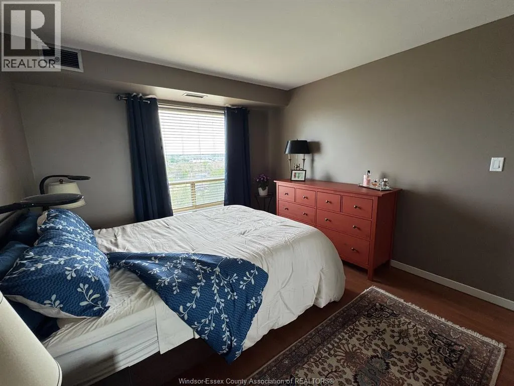 3601 RIVERSIDE DRIVE East Unit# 906