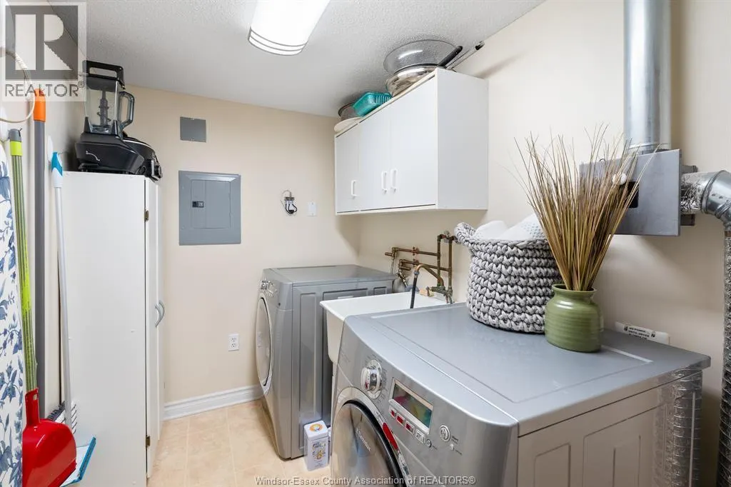 99 Robson Unit# 404
