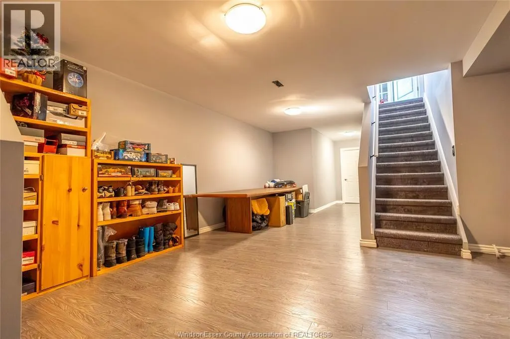 1709 Division ROAD