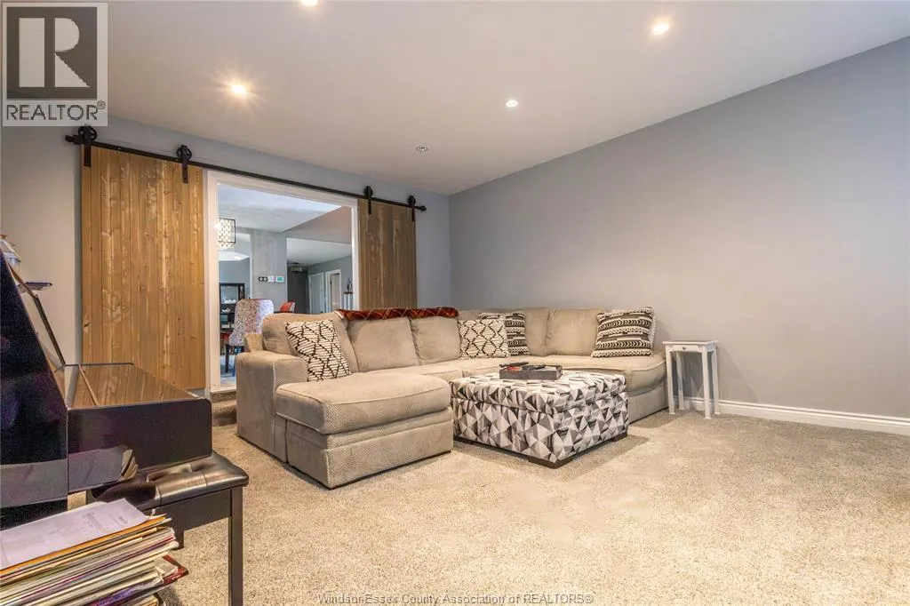 1709 Division ROAD