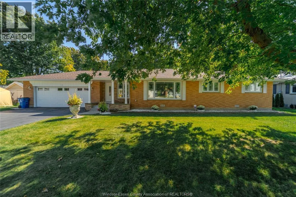 15 BOND AVENUE