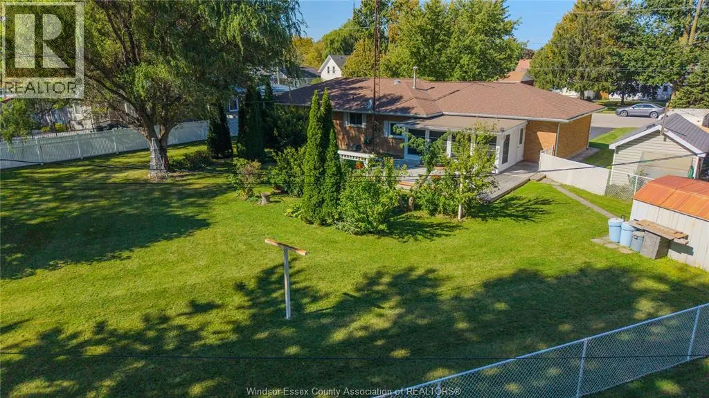 15 BOND AVENUE