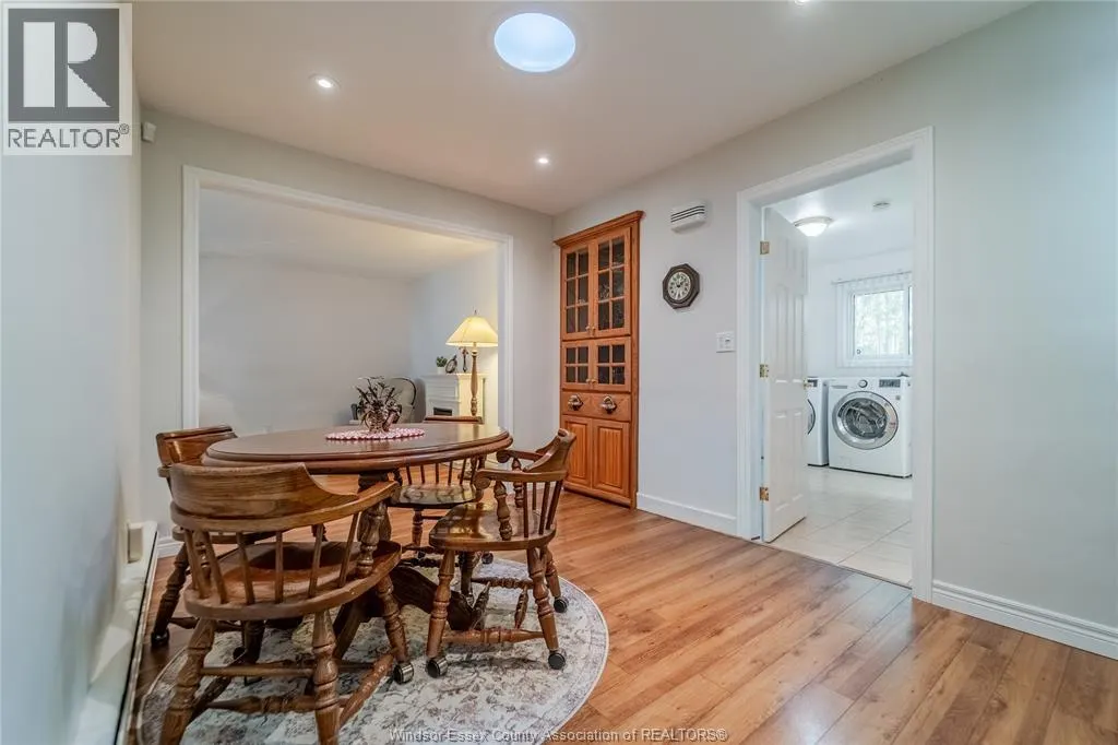 15 BOND AVENUE