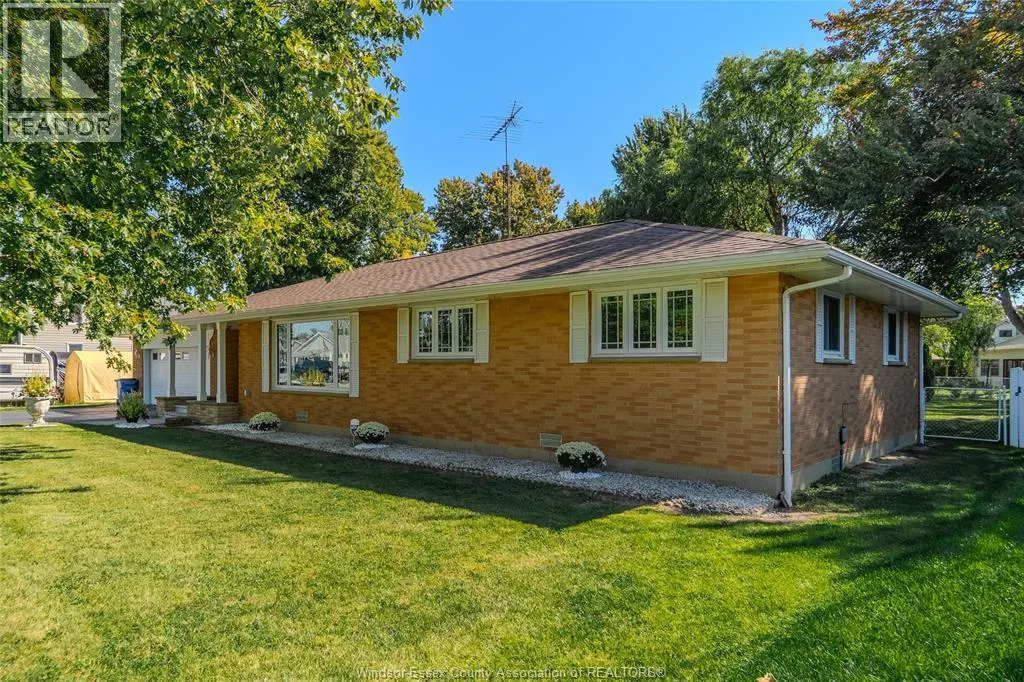 15 BOND AVENUE