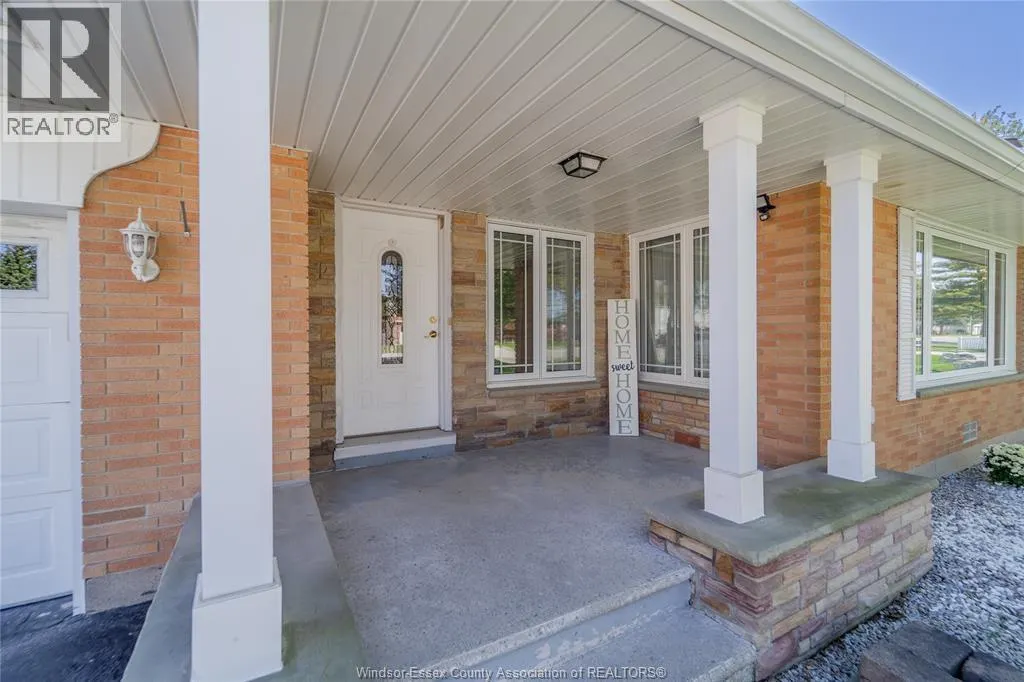 15 BOND AVENUE