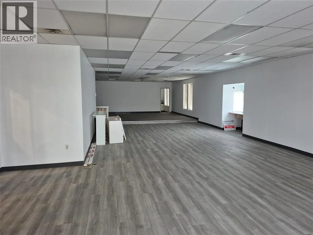 857 Grand AVENUE West