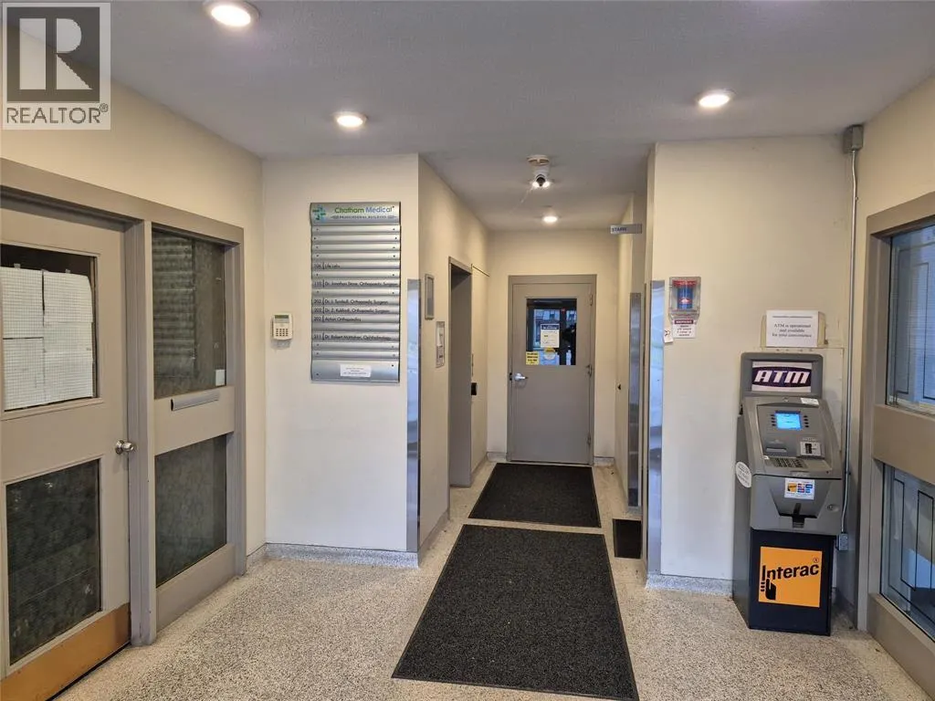 857 Grand AVENUE West