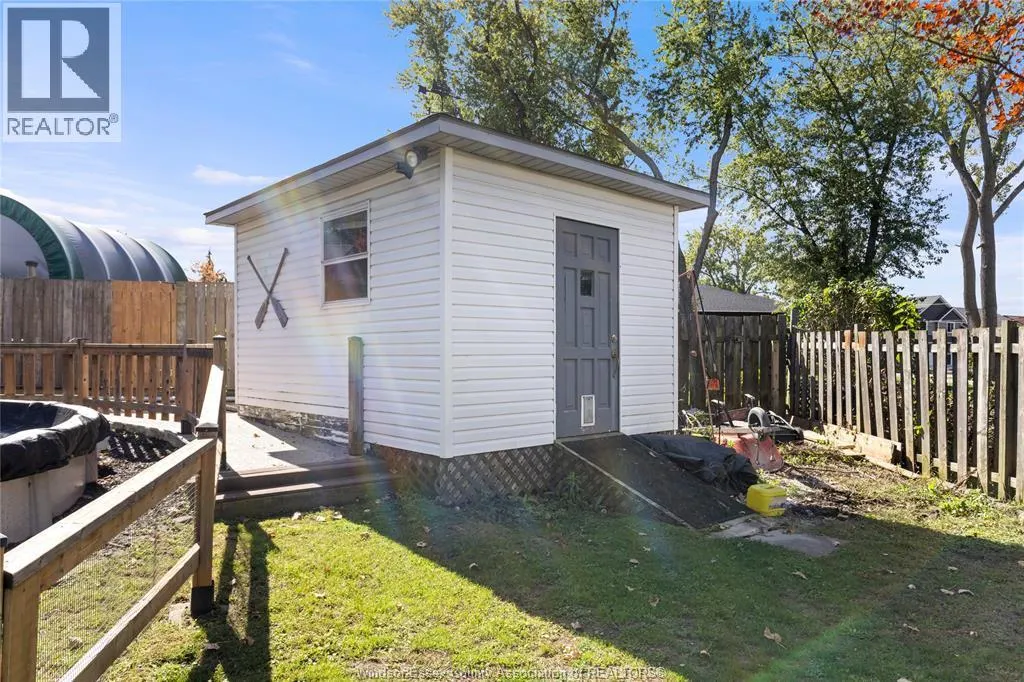 1154 FRONT ROAD North