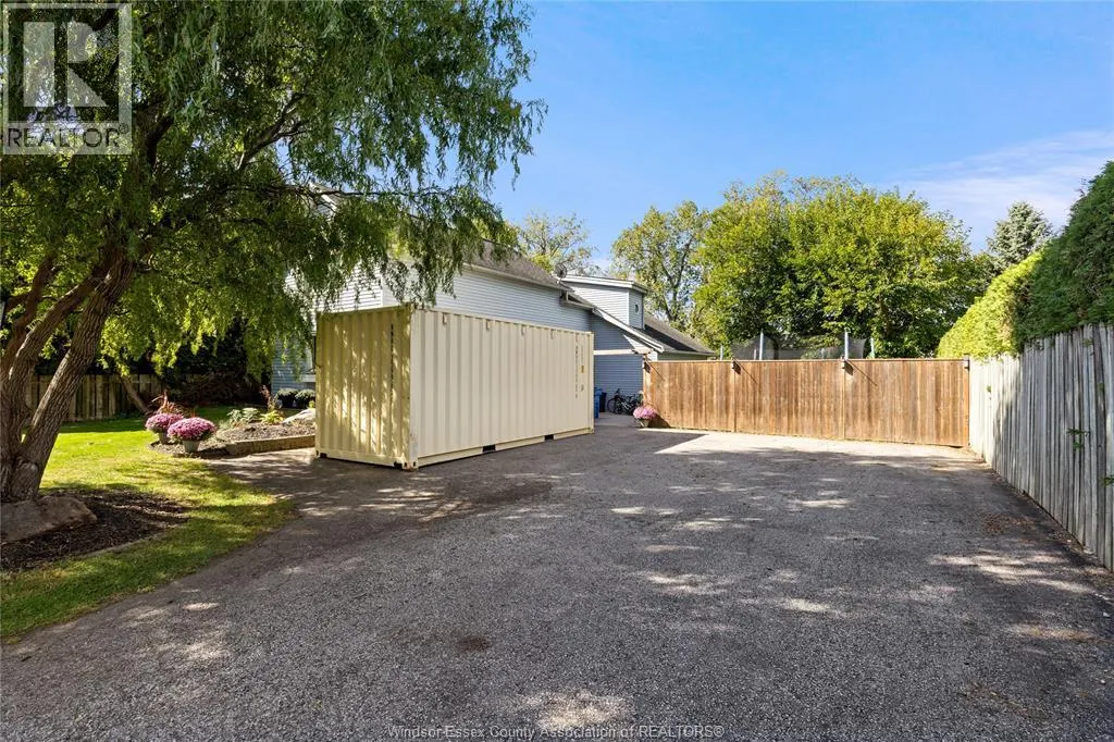 1154 FRONT ROAD North
