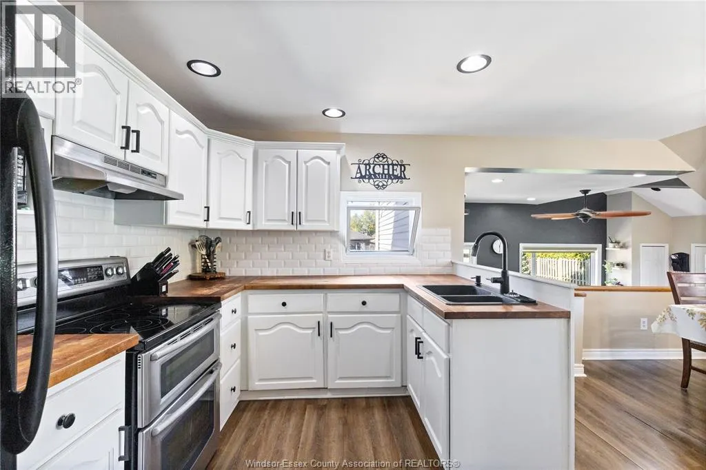 1154 FRONT ROAD North