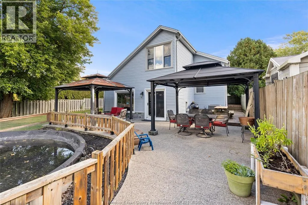 1154 FRONT ROAD North