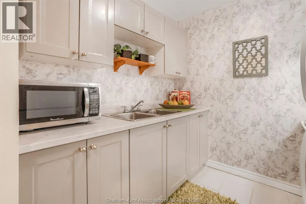 150 PARK AVENUE East Unit# 211