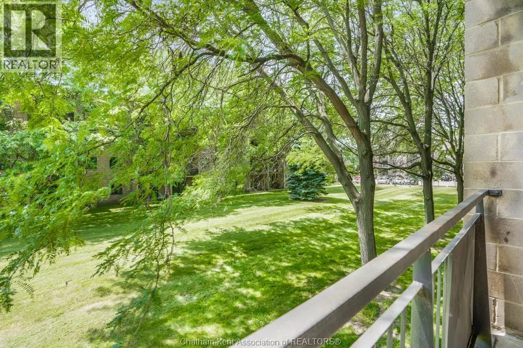 150 PARK AVENUE East Unit# 211