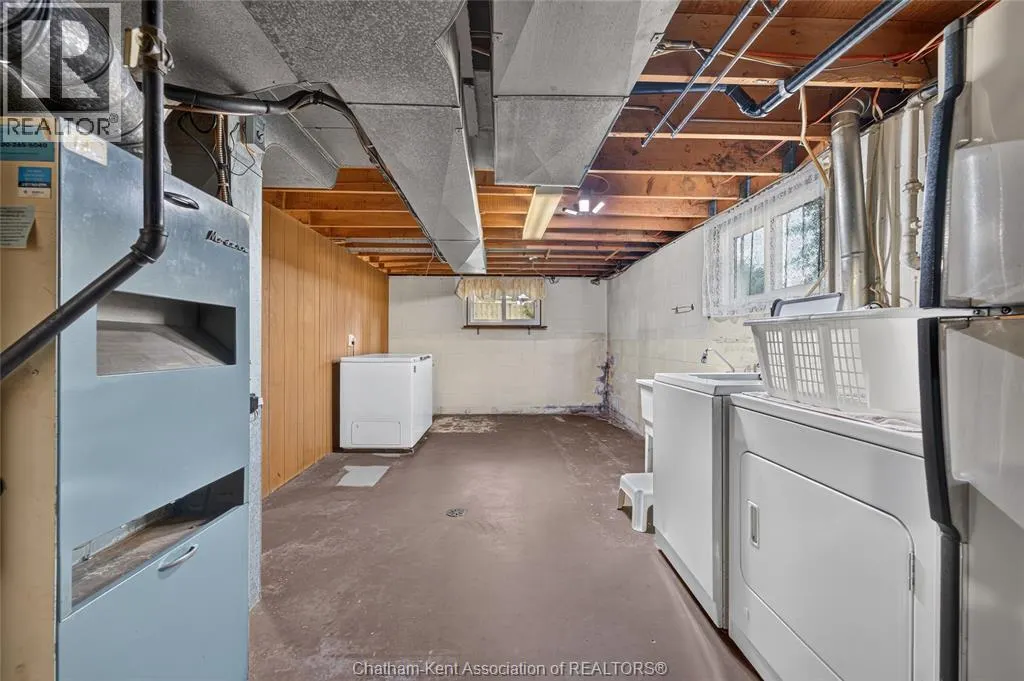 18 CAMEO DRIVE