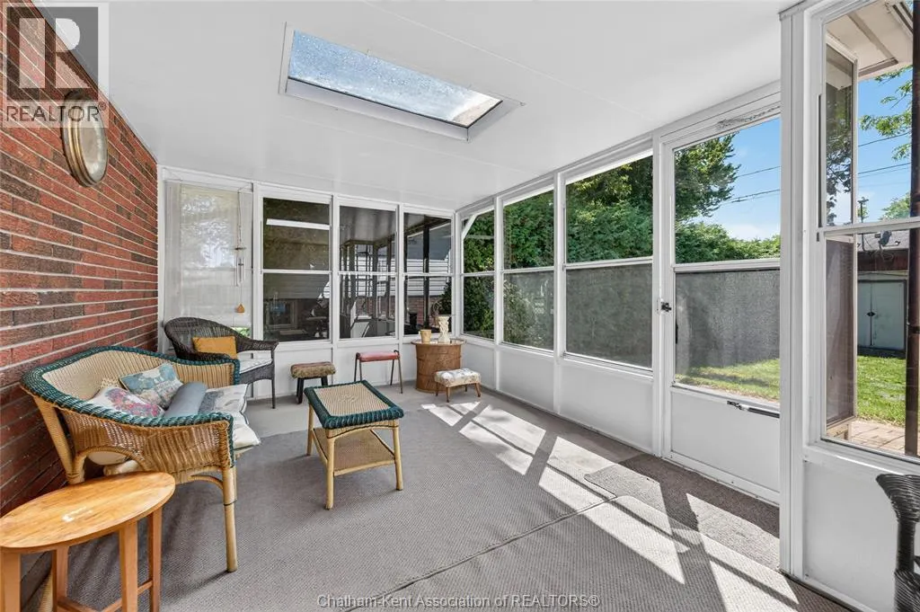 18 CAMEO DRIVE
